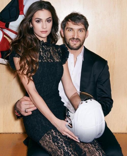 Счастливы вместе: Александр Овечкин с супругой Анастасией. 01