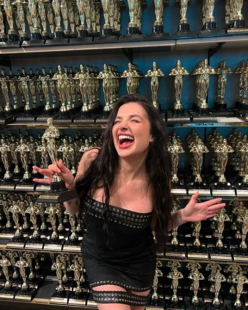 Амина тендерлибае себе звезду на улице голливуда создала. 02