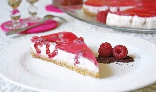 Малиновый чизкейк.  Ингредиенты: