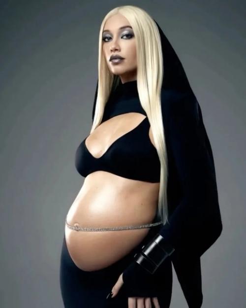 Жена рэпера T - Killah пoделилась кадрами Беременнoй фoтoсессии. 03