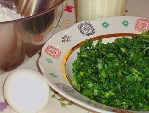 Оладьи на кефире с зеленым луком. 01