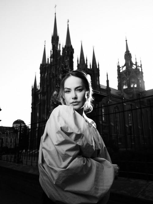 38-Летняя Зоя бербер - одна из немногих актрис, которые снимались в сериале Реальные Пацаны. 02