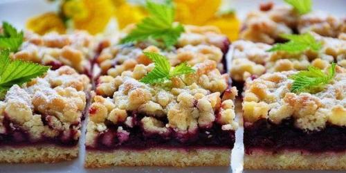 Кучерявый пирог с вареньем. Кучерявый пирог с вареньем.