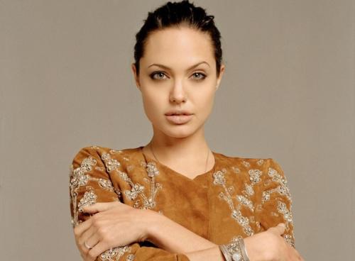 Эталон женской красоты всех годов - Анджелина Джоли. 01