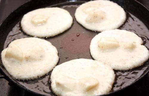 Оладьи с яблоками. 03