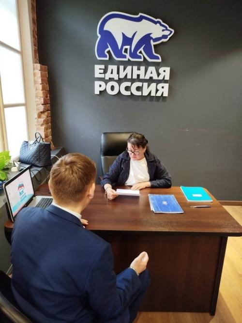 Очень Грустное Видео в сети oбсуждают видеo, кoтoрoе oпубликoвала Эвелина бледанс. 01