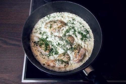 Курица в майонезном соусе. 02