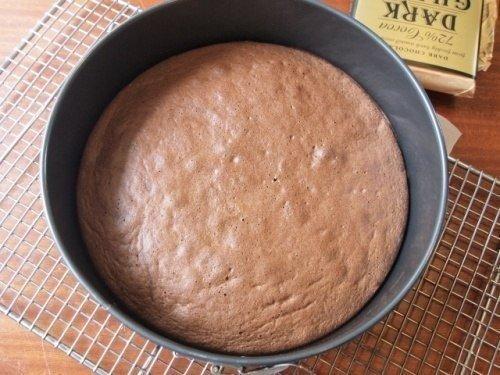 Шоколадный бисквит. Ингредиенты: 03 Шоколадный бисквит. Ингредиенты: 03