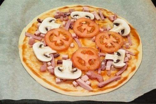 Пицца. Ли у вас коронное блюдо есть? 05 Пицца. Ли у вас коронное блюдо есть? 05