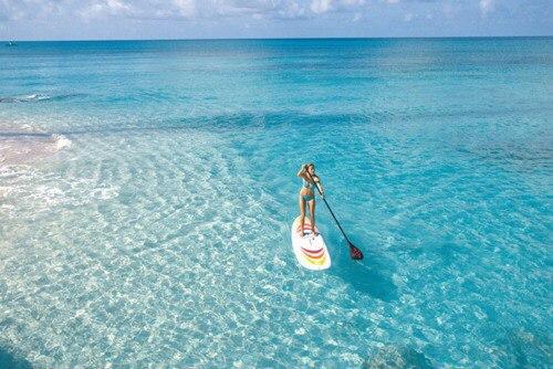 Никогда не слушайте осуждений в свой адрес.