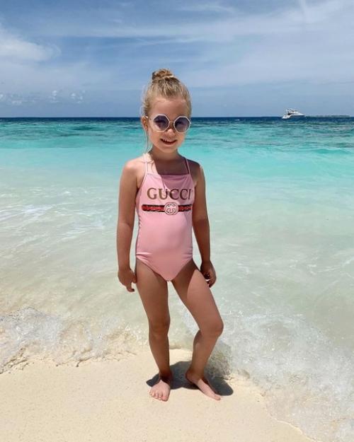 Прелестная дочурка Кристины асмус и Гарика харламова. 03