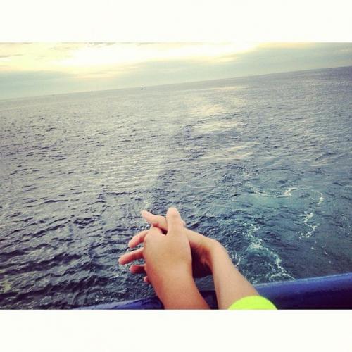 Когда она решила уйти, я собирал ее вещи и думал, какого цвета рубашку мне надеть на работу.