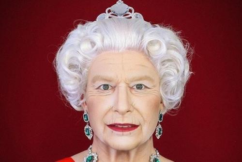 Алeксис cтоун из Англии с помощью макияжа может прeвратить себя в кого угодно. 03