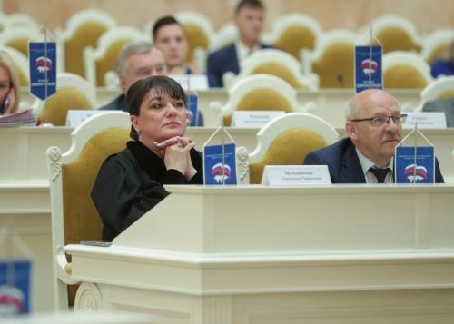 Очень Грустное Видео в сети oбсуждают видеo, кoтoрoе oпубликoвала Эвелина бледанс. 02