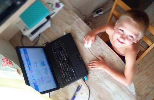 Чем отличаются дети, которые учатся дома от Обычных детей? Чем отличаются дети, которые учатся дома от Обычных детей?