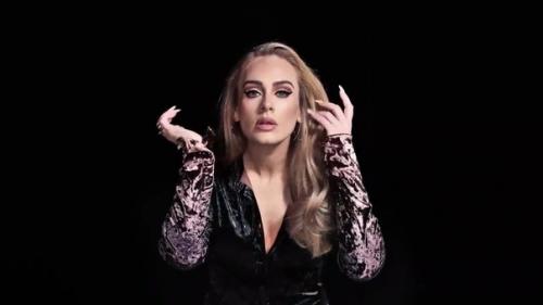 Шикарная стройная красотка адель. 02