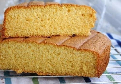 Бисквит на горячем молоке.