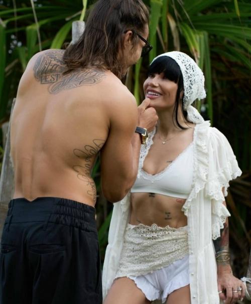 Айза собирается выйти замуж!  