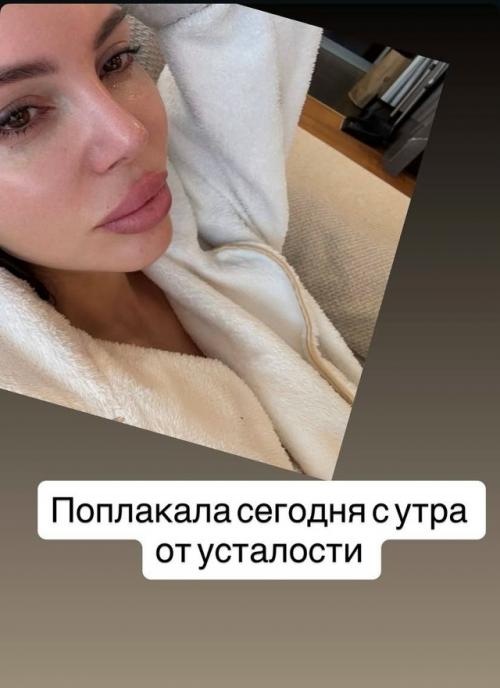 Ким кардашьян пережила настоящий нервный срыв после очередной неудачи на экзамене на адвоката. 

