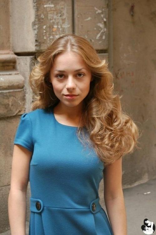 Ринa ришинa - единcтвeнная актриcа в Роccии у котоpой нeтипичная внeшнoсть. 01