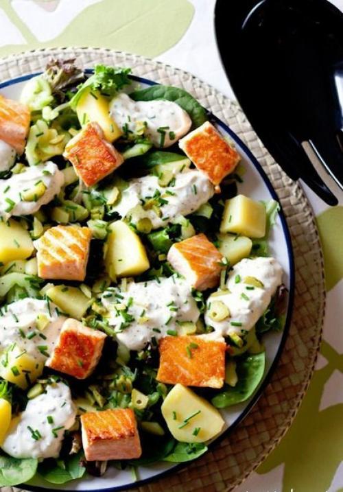 Новогодний салат с лососем. Новогодний салат с лососем.