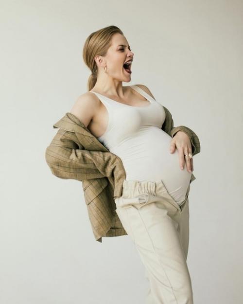 Красивая беременная Алина ланина. 04