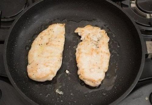 Салат Цезарь с курицей. 01