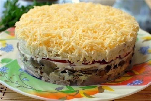 Новогодние слоеные салаты: топ - 10 самых пикантных вариантов? 09 Новогодние слоеные салаты: топ - 10 самых пикантных вариантов? 09