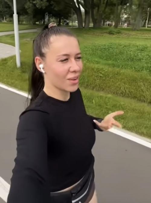 Вот она причина внезапной любви к бегу. 01