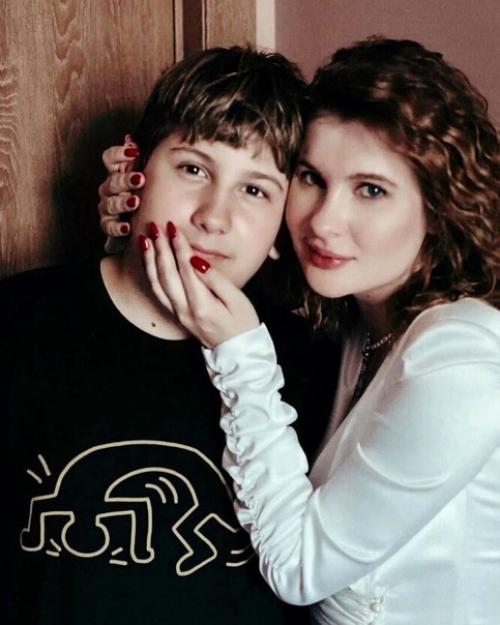 Сын Анны Цукановой - котт просто точная ее копия! 04