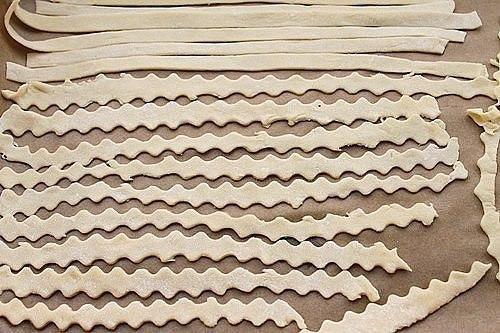 Как сделать домашнюю лапшу: 3 варианта на выбор! 05 Как сделать домашнюю лапшу: 3 варианта на выбор! 05