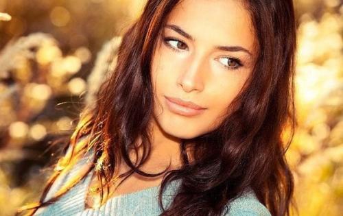 Как привлечь внимание мужчины? Как привлечь внимание мужчины?