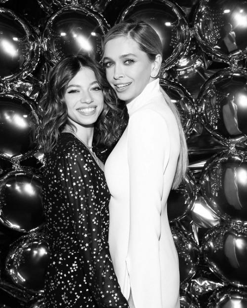 Младшая дочь веры Брежневой отметила свой 15-й день рождения. 05