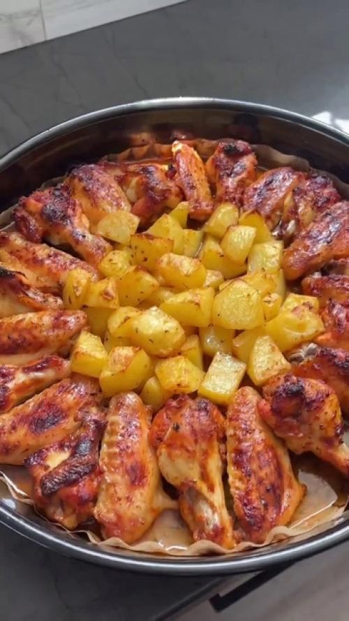 Куриные крылышки с картошкой в духовке. 01 Куриные крылышки с картошкой в духовке. 01