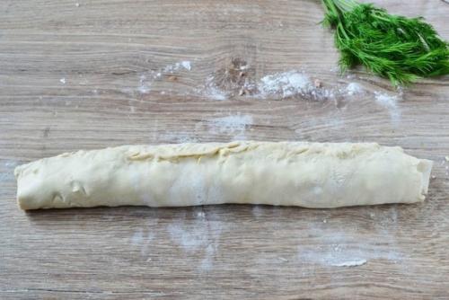 Рулетики из слоеного теста. 06