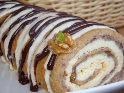 Топ - 9 быстрых бисквитных рулетиков к чаю? 03