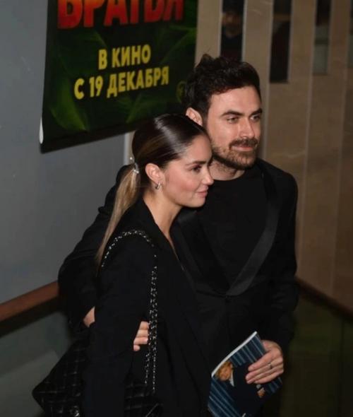 Агата муцениеце и Петр дранга стали причиной слухов о своих отношениях. 01