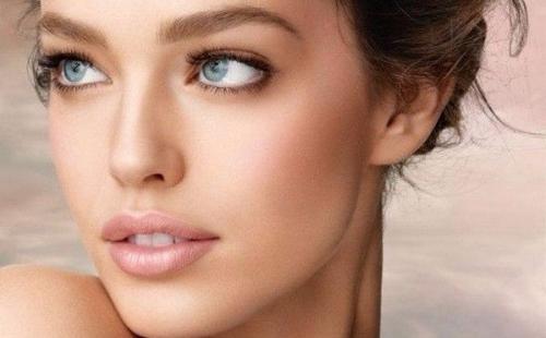 Топ - 5 тонизирующих масок для лица от голливудских красоток.

