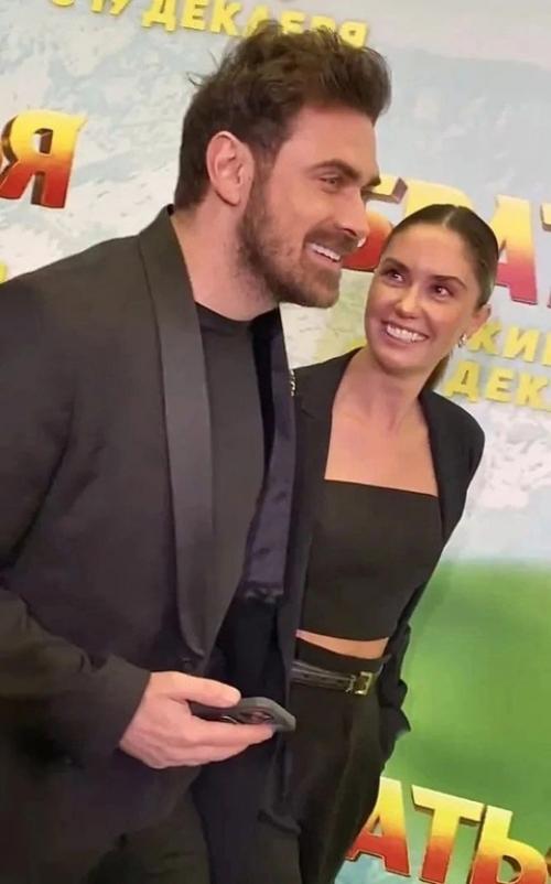 Агата муцениеце и Петр дранга стали причиной слухов о своих отношениях. 03