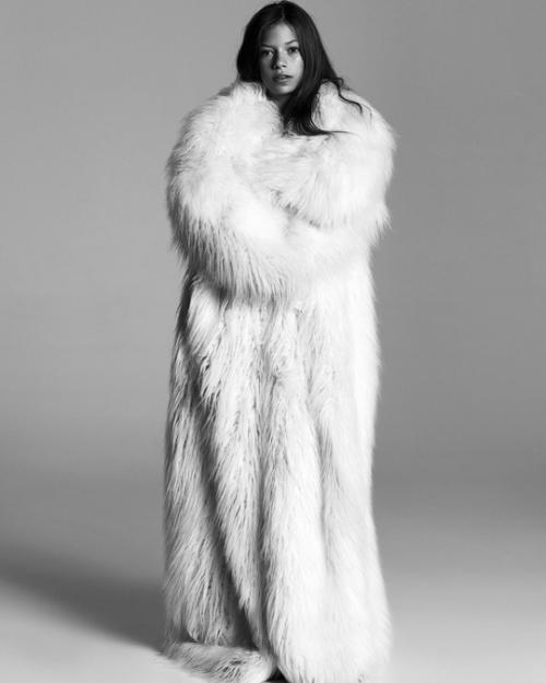 Младшая дочь веры Брежневой отметила свой 15-й день рождения. 08