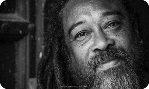 В случае если бы я мог дать тебе только один совет, я бы сказал: не отождествляй себя ни с чем.