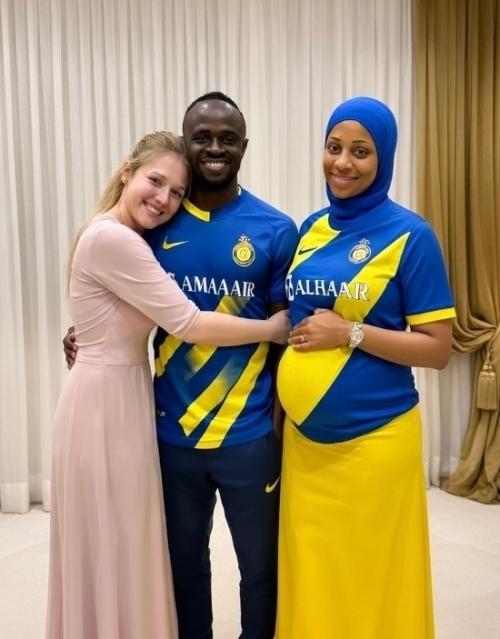 Фанатка, увидев кумира, решила действовать, но не тут то было. 02