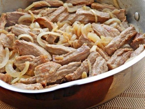 Мясо тушеное со сметанкой. 04 Мясо тушеное со сметанкой. 04