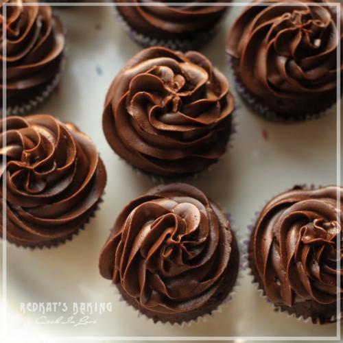 Кексы с шоколадным кремом. 01 Кексы с шоколадным кремом. 01