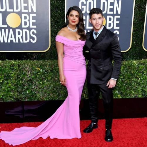 В этом году честь объявить номинантов престижной кинопремии Оскар выпала приянке чопре и Нику Джонасу. 02