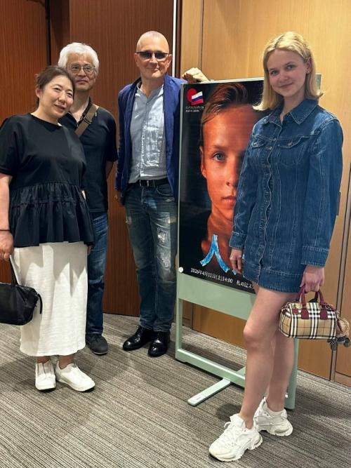 Егор бероев вышел в свет с молодой женой, 21-летней балериной Анной Панкратовой. 02