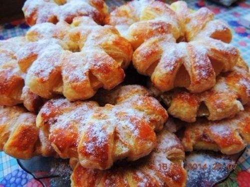 Ананасы в тесте.