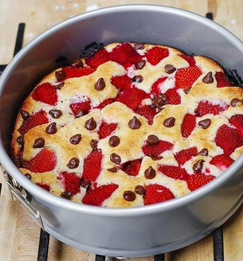 Клубнично - шоколадный пирог. 02 Клубнично - шоколадный пирог. 02