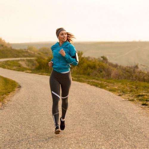 Начать бегать можно следующим образом: 01