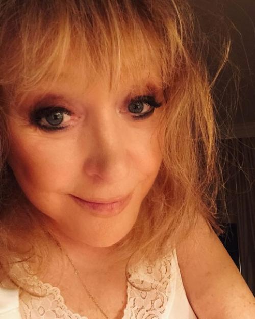 Алла Пугачева просто шикарно выглядит в свои 71! 02